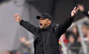 火力凶猛！拜仁连续7场联赛进球3+，差1场追平自己保持的德甲纪录