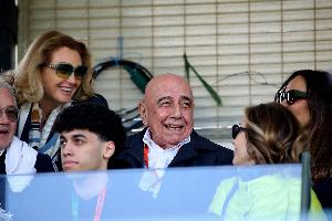 莫雷托：加利亚尼与米兰接触仍在进行中，他同时收到FIFA邀约