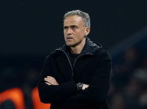 世体：锁喉若昂-佩德罗，恩里克世俱杯决赛行为仍未受到处罚