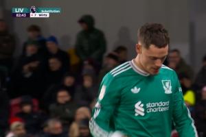 1.25亿欧引援英超009😞小蜜蜂球迷高歌嘲讽：这钱砸了个啥