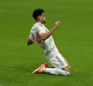 比赛转折点！迪亚斯第35分钟扳平球明显越位，但德国杯前2轮无VAR