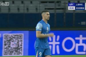 梦幻开局！安德烈-路易斯开场2分钟甩头破门，申花1-0领先新鹏城