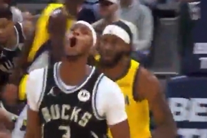 互相伤害！特纳三分命中夸张庆祝 回怼开场时被步行者球迷嘘