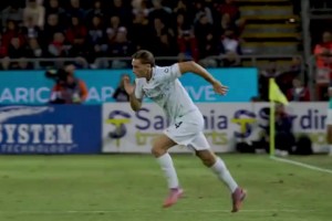 重温卢卡库国米名场面：桑切斯头球瞬间，铁憨憨眼神都亮了😂