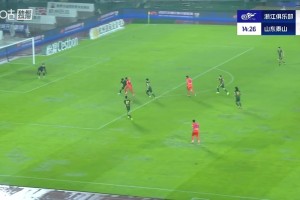 浙江门将神级发挥！泽卡禁区内面对半空门推射被赵博神扑🤩