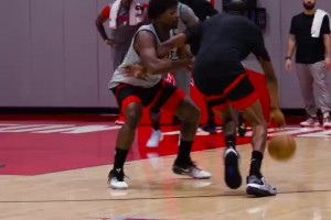 新赛季真要起飞？火箭最新训练：KD无解单打！阿门精准投射！