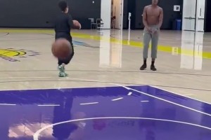 阿门谈KD提前续约火箭：非常仗义！老大哥格局拉满了！