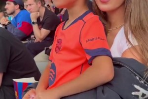 老当益壮！多视角看梅西连续卸球过人进球，整条防线都被打爆了