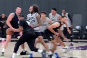 可圈可点！威少国王队内训练一镜到底：助攻队友+被包夹运球失误