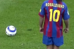 这球真漂亮❗️阿苏埃霸气头球破门，申花1-0领先首尔