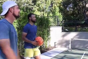 爆粗口！乔治和哈利伯顿此前在播客狂吹东契奇的传球视野！