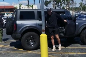 湖人颜值担当？感受一下里夫斯在洛杉矶有多少球迷😍😍😍