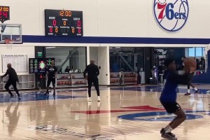 里弗斯的绝杀让娜姐乐的不可开交🤣