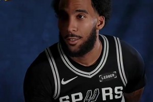 依旧不败！马刺球员此前的反应力挑战！