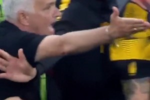 穆帅炮轰是对的？土超371名裁判被查涉赌