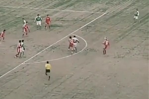 昔日恩情！99年高雷雷一脚世界波踢碎辽小虎的冠军梦，助鲁能夺冠